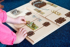 Тактильно-развивающая панель “Замочки” - fgospostavki.ru - Грозный